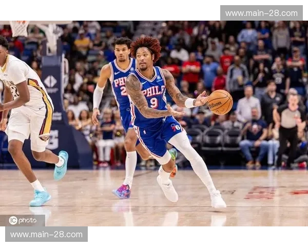 76人马克西33分6助攻空砍 球队防守端限制不力导致分差被拉开